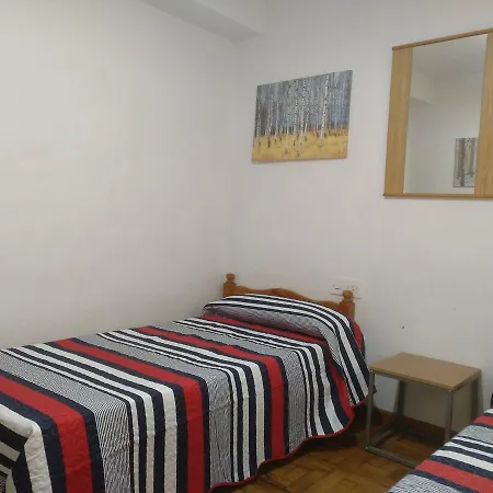 8 Marabedis Hostel Sarria
